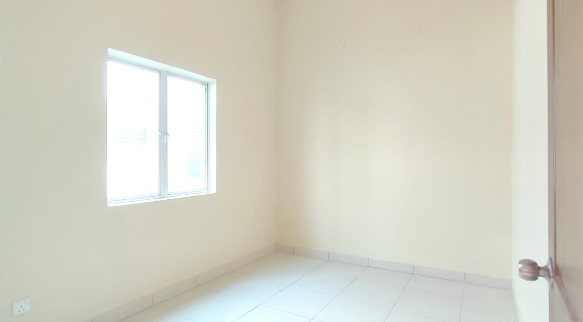 photo_6163297732576524018_y