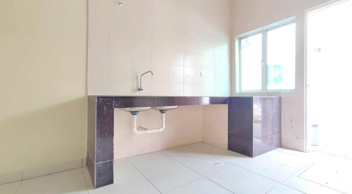 photo_6163297732576524024_y