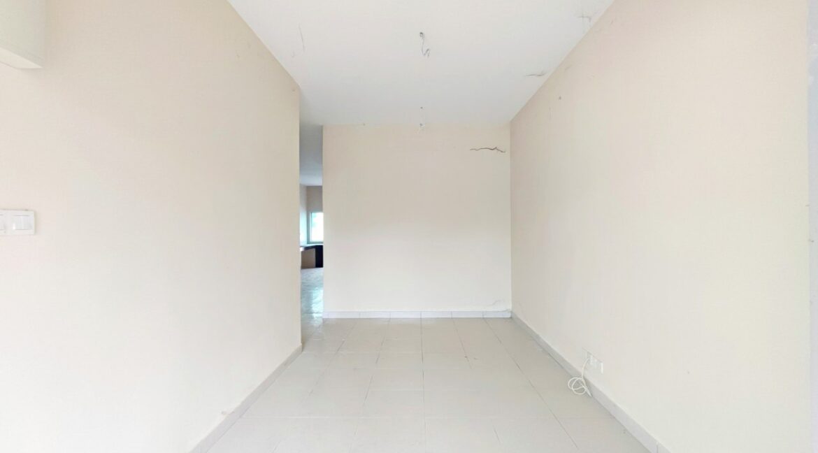 photo_6163297732576524027_y