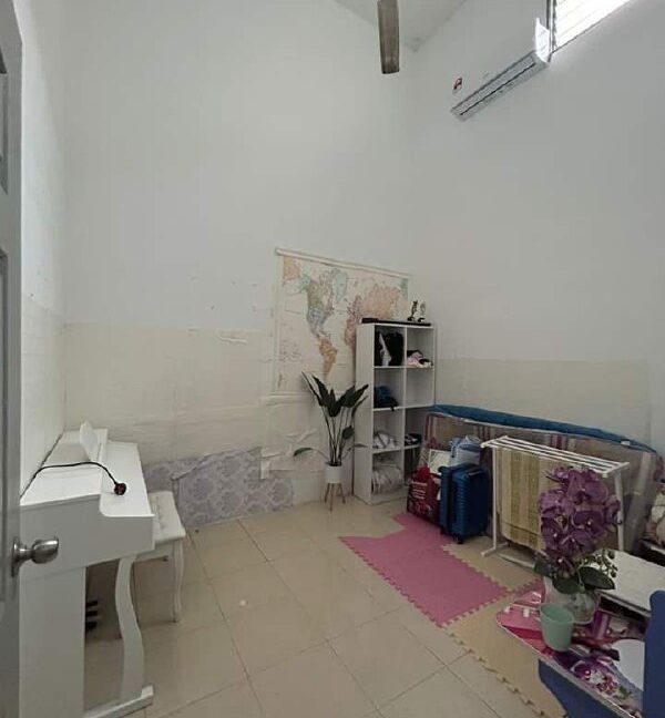 0446d12a-d939-4f6b-b4b2-9afa3496387f