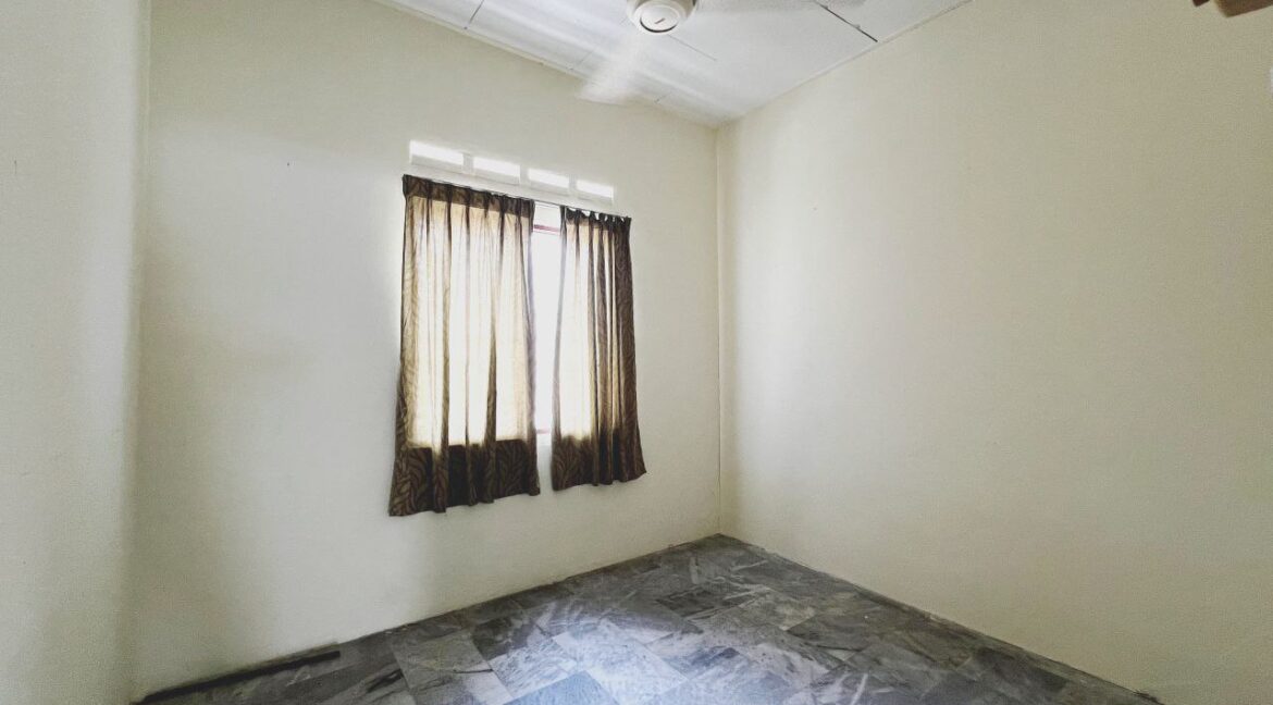 5ca7d216-86b3-4434-a943-38c12ce8dd04