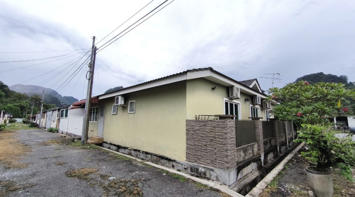 697105ac-b494-4061-9526-266de749a638