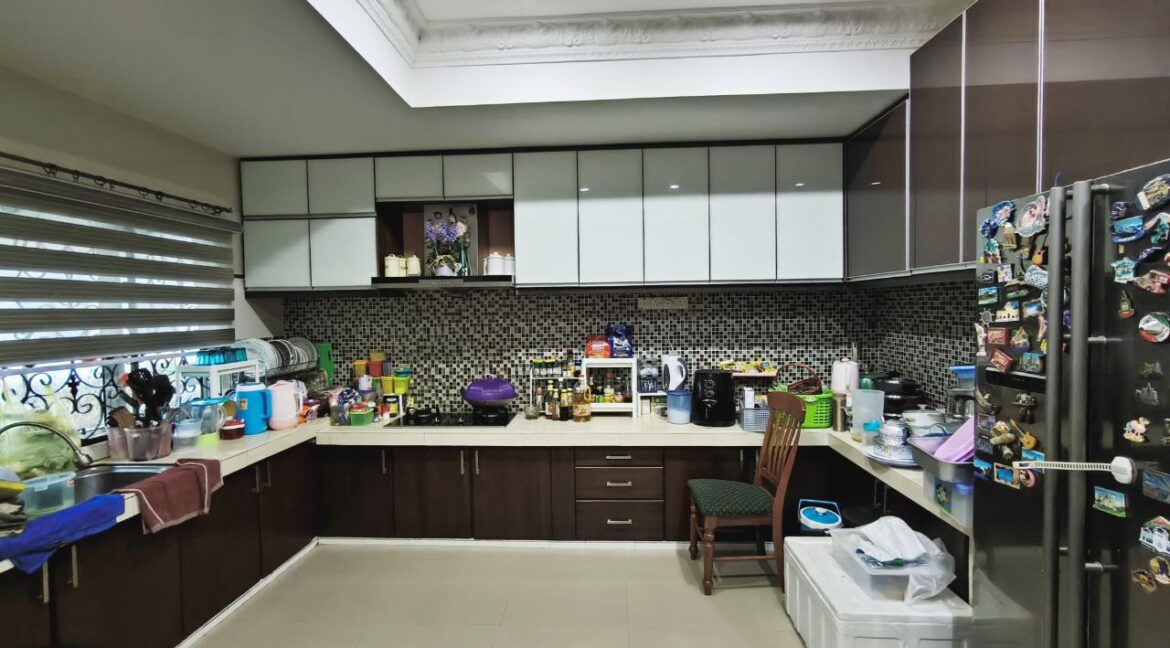 8b08d518-38e3-4fcb-b252-300a7783c29e