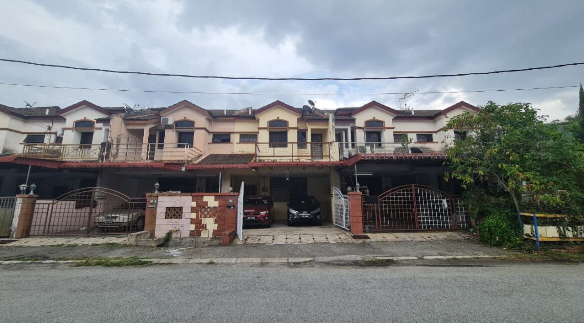 RUMAH-DOUBLE-STOREY-UNTUK-DIJUAL-DI-TAMBUN-PERAK-2