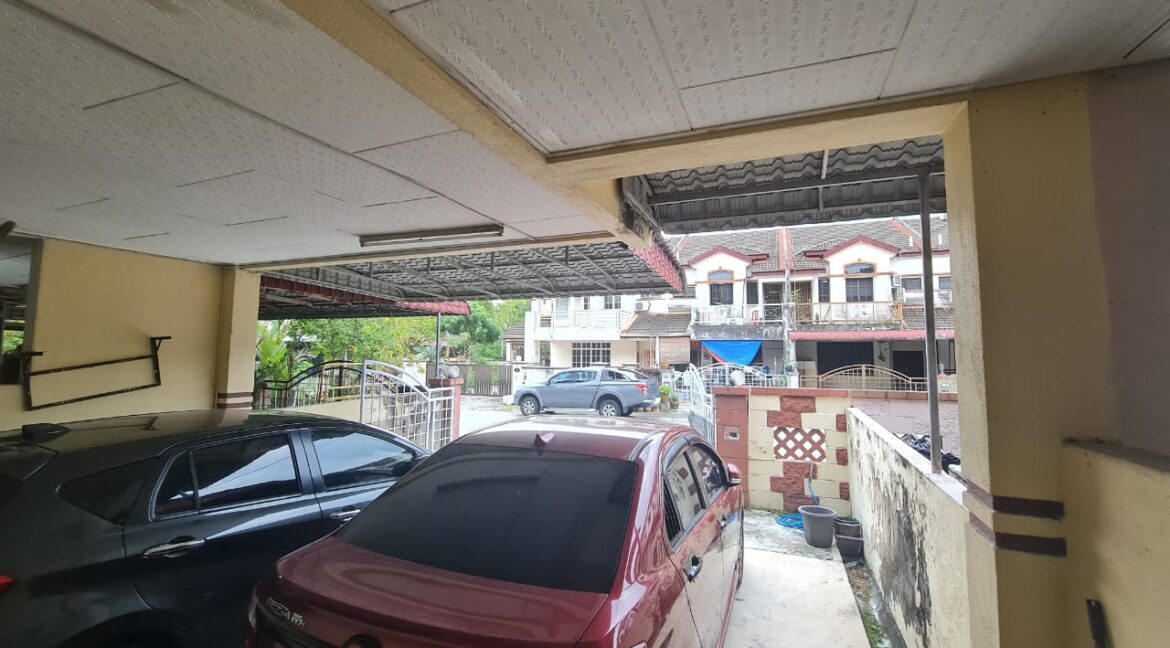 RUMAH-DOUBLE-STOREY-UNTUK-DIJUAL-DI-TAMBUN-PERAK-23