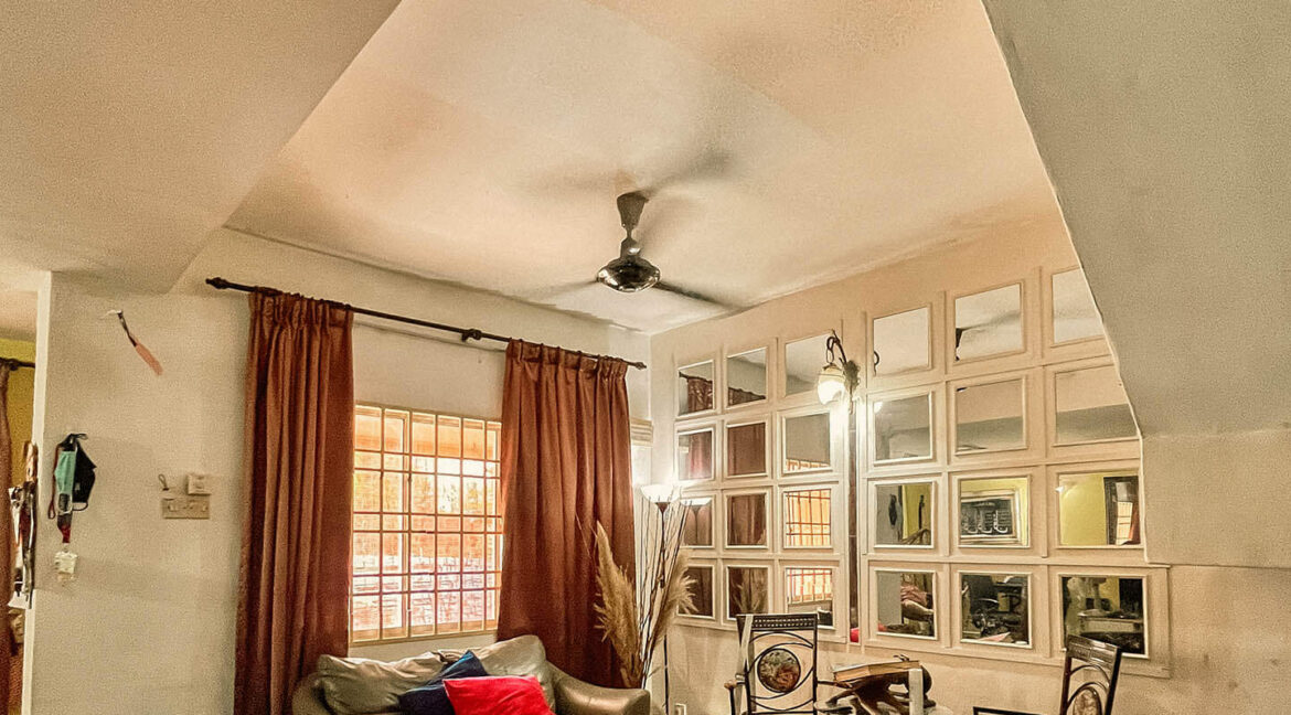 Teres2Tingkat-HalamanMeruPermai-untukdijual-FizahEjenHartanah-04