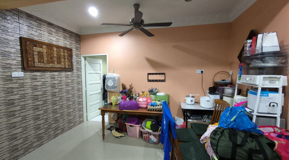 aa81a568-f1b6-4956-b5d4-8743598f48f0