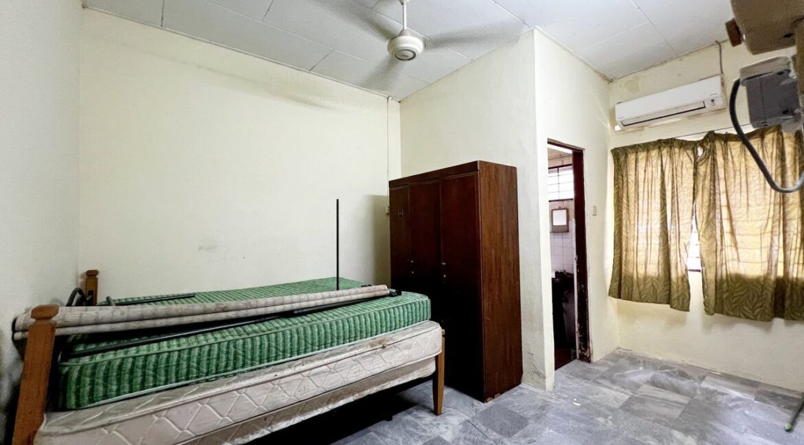 c8fd69a5-6cc4-48bb-9e5f-c9ecb34e11bc