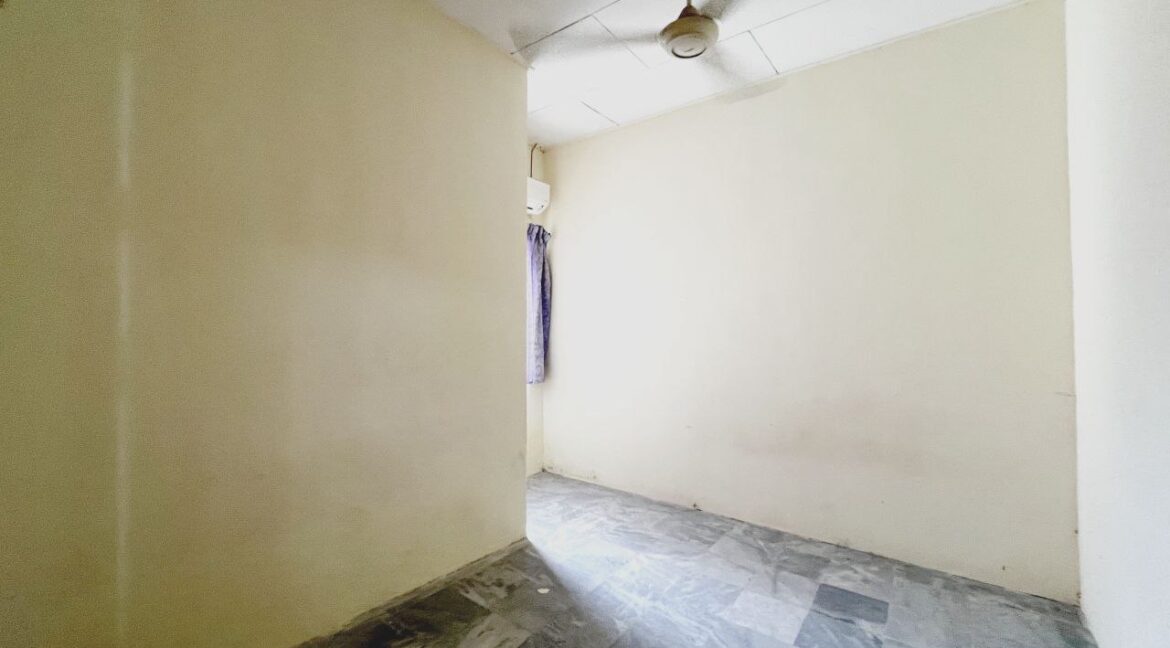 fff09483-c66d-44a7-9933-6435c9b3e5c8