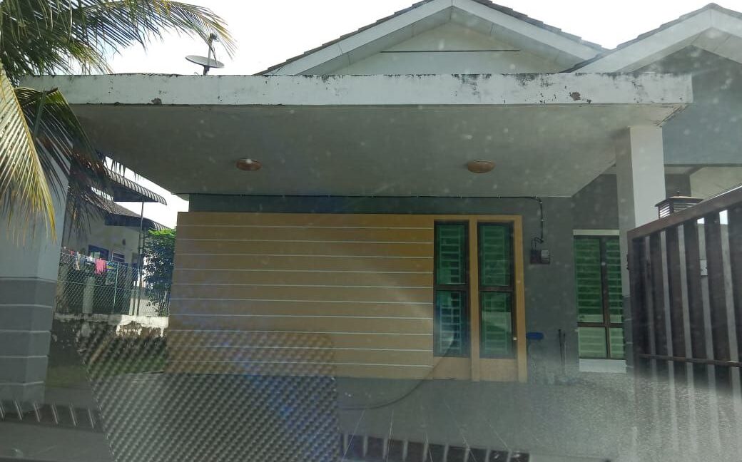 099ca403-f403-4525-a581-ce08c98f6169