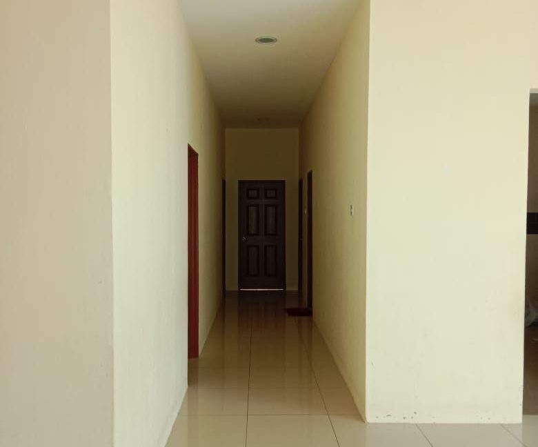 85305384-4302-4de5-a500-03d9e7cbffbf