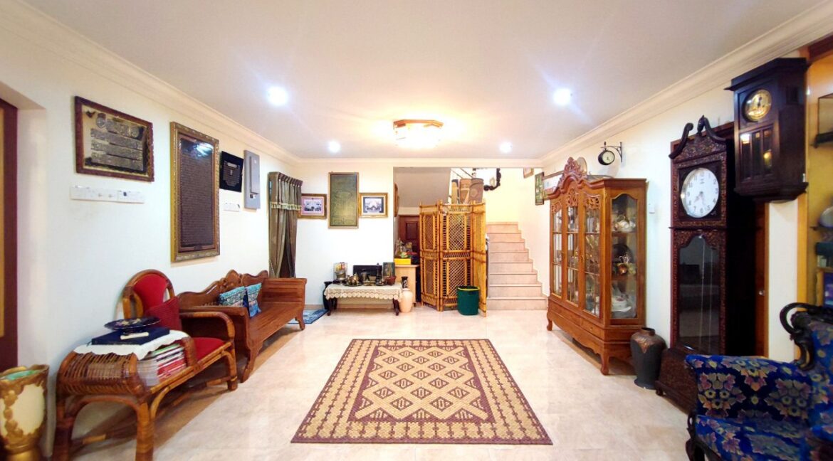 8aace8d0-aa0e-40ec-81a4-4c7b01548469