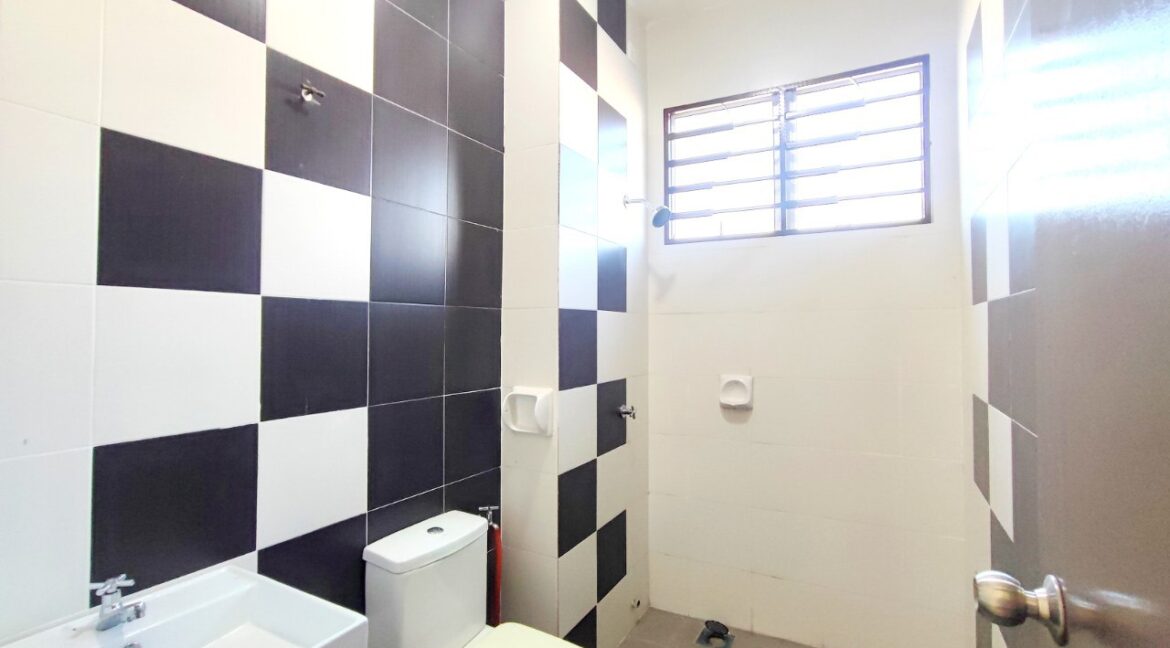 ebde989d-c260-4f46-8f2e-c8fb92d358cc