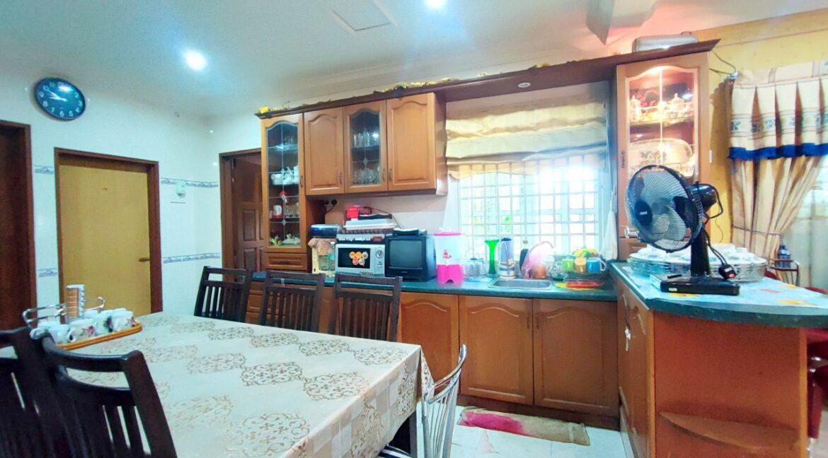 f2425f8a-b9d2-4d0d-8eaf-312e010f3fed