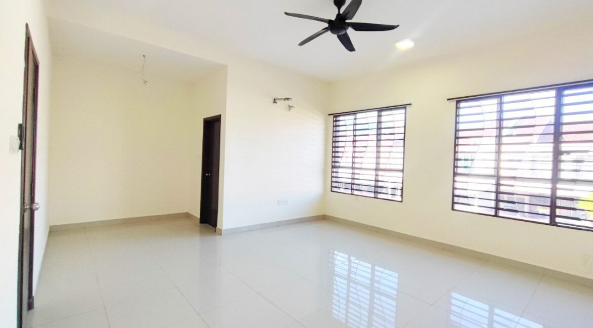 f3000585-67f1-4119-85ac-6145fb53dc34