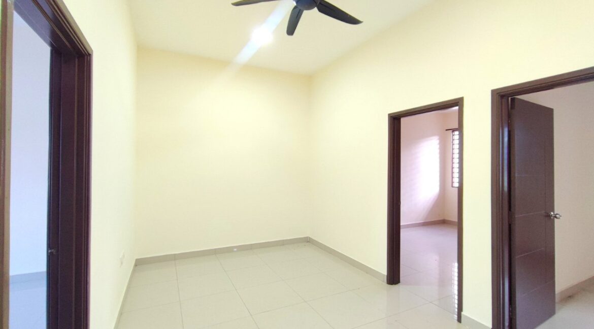 fcb13f4e-6ffa-4cf1-9a86-4308ff1400fc