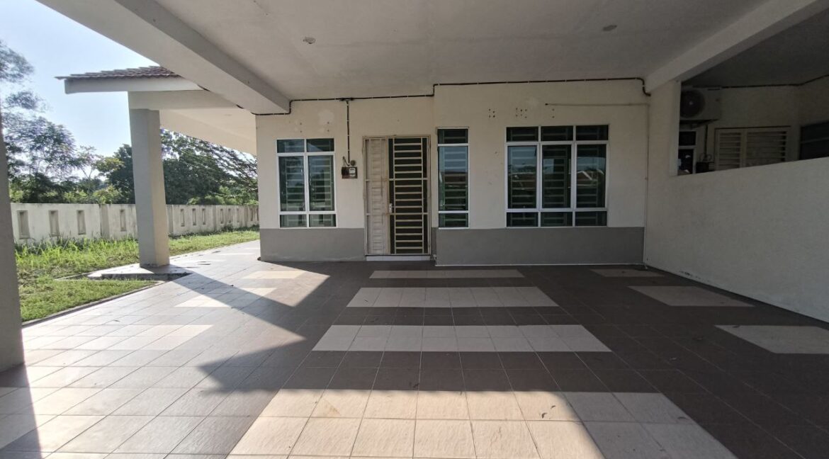 1ae01309-4904-4d77-b860-dd161df0ed89