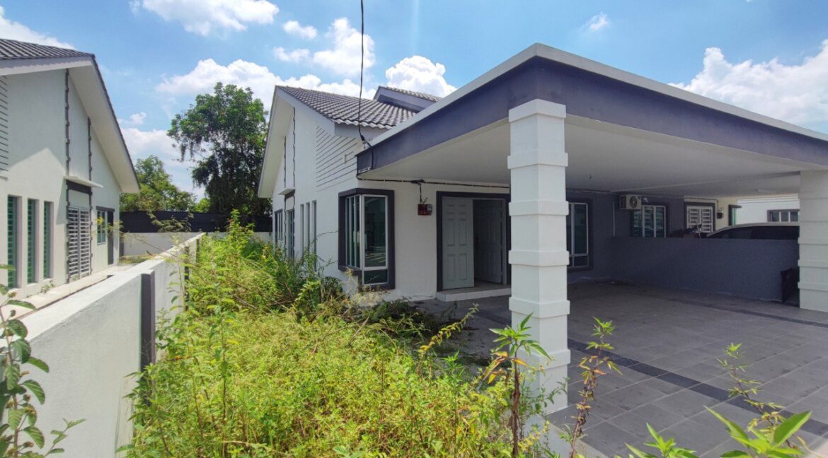 6e79cfef-9627-444a-b07a-883d0f60a869