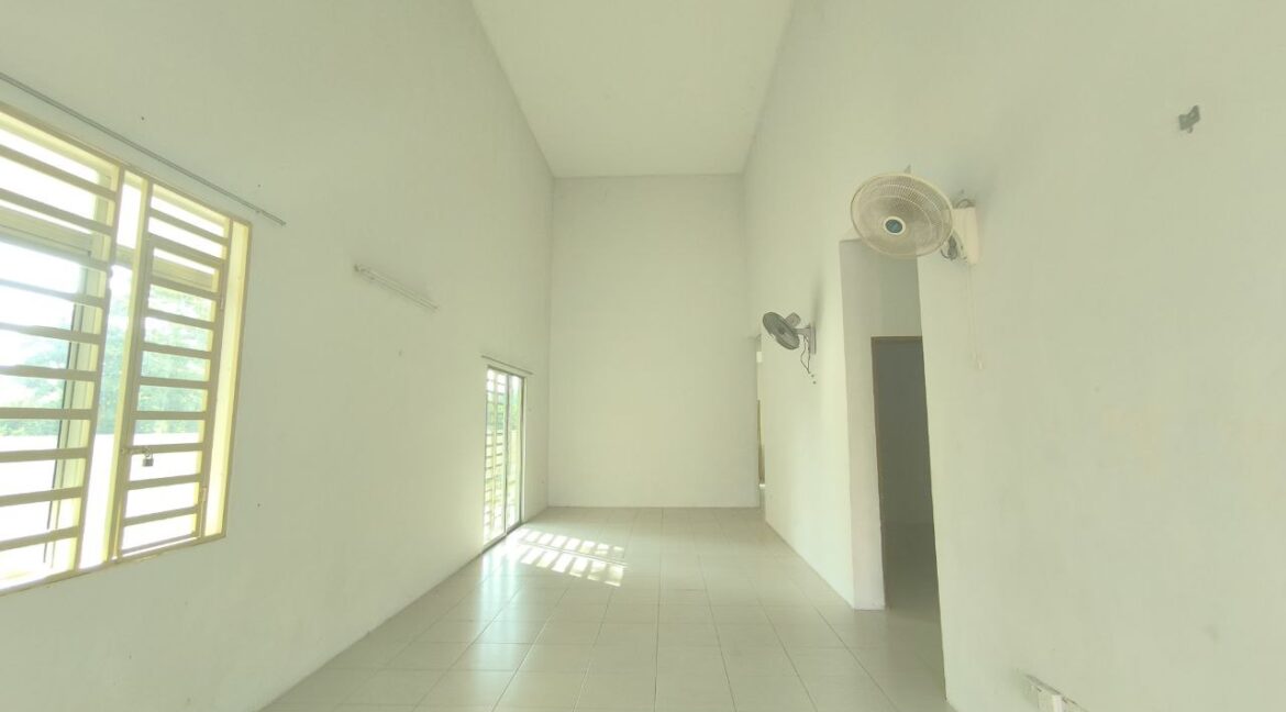 9f6f20a4-9910-4592-b561-d978142b1b4a