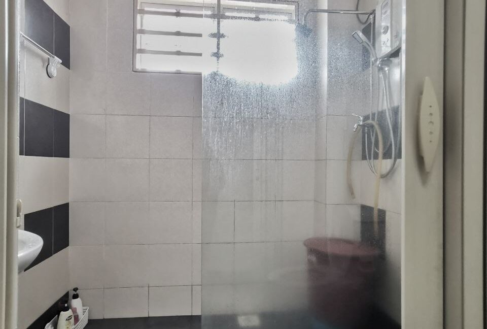 a04f3c55-fa6d-4986-8213-7b18c48a1937