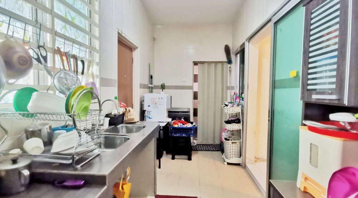 a5bc0e3b-cc9b-4904-85ae-00300189dcf7