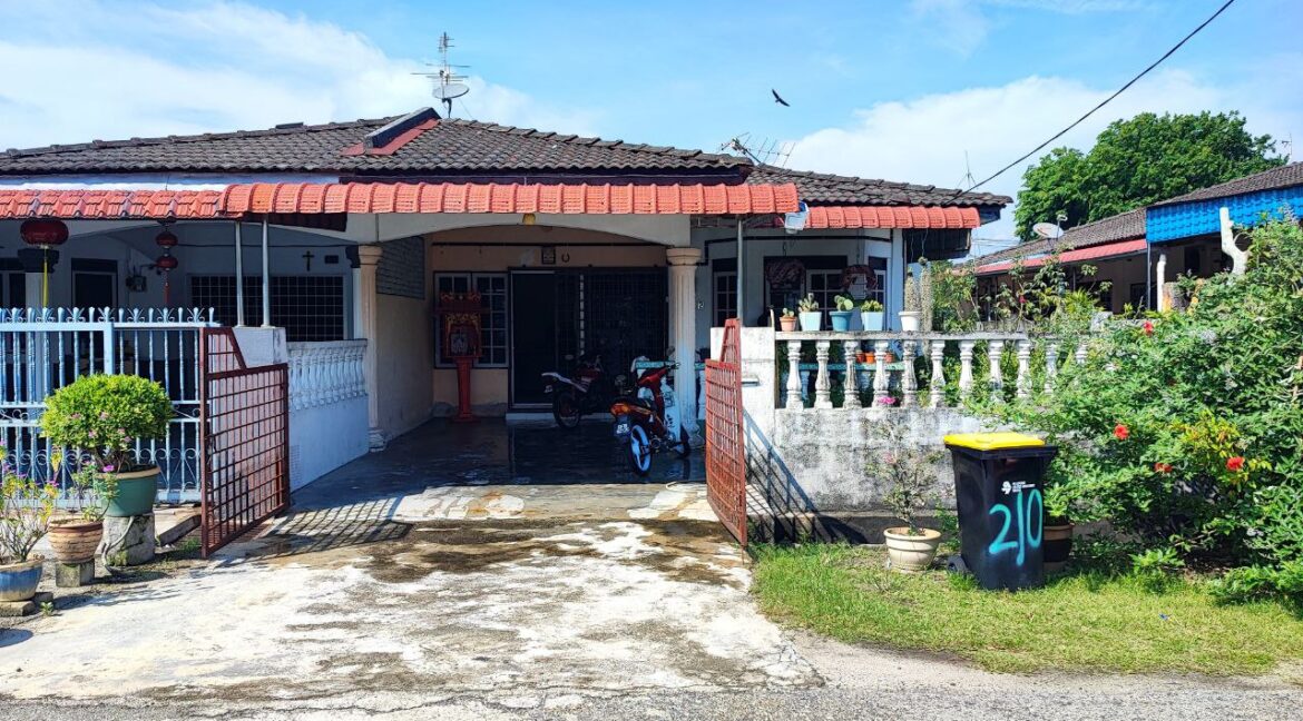 1a5ec8c2-9651-4f53-9ba4-bbb7110c2969