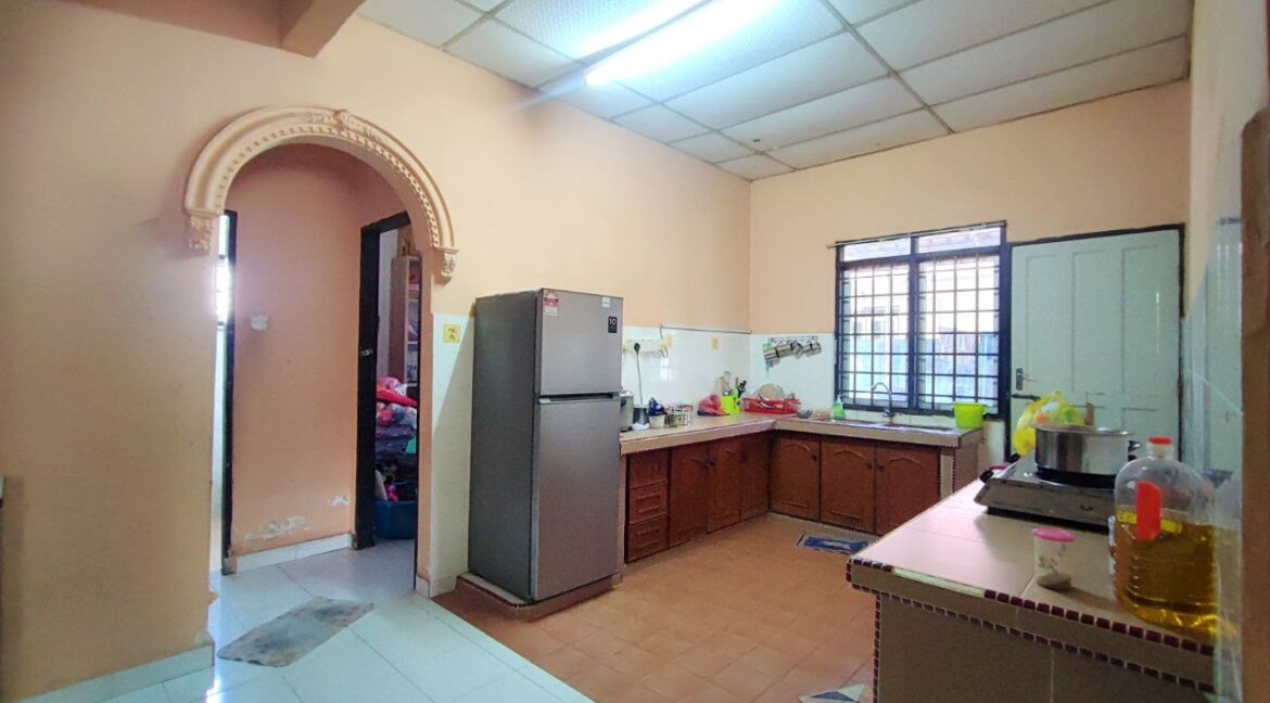 4696dc1d-9173-4f26-8e7d-3927b3fdec8e