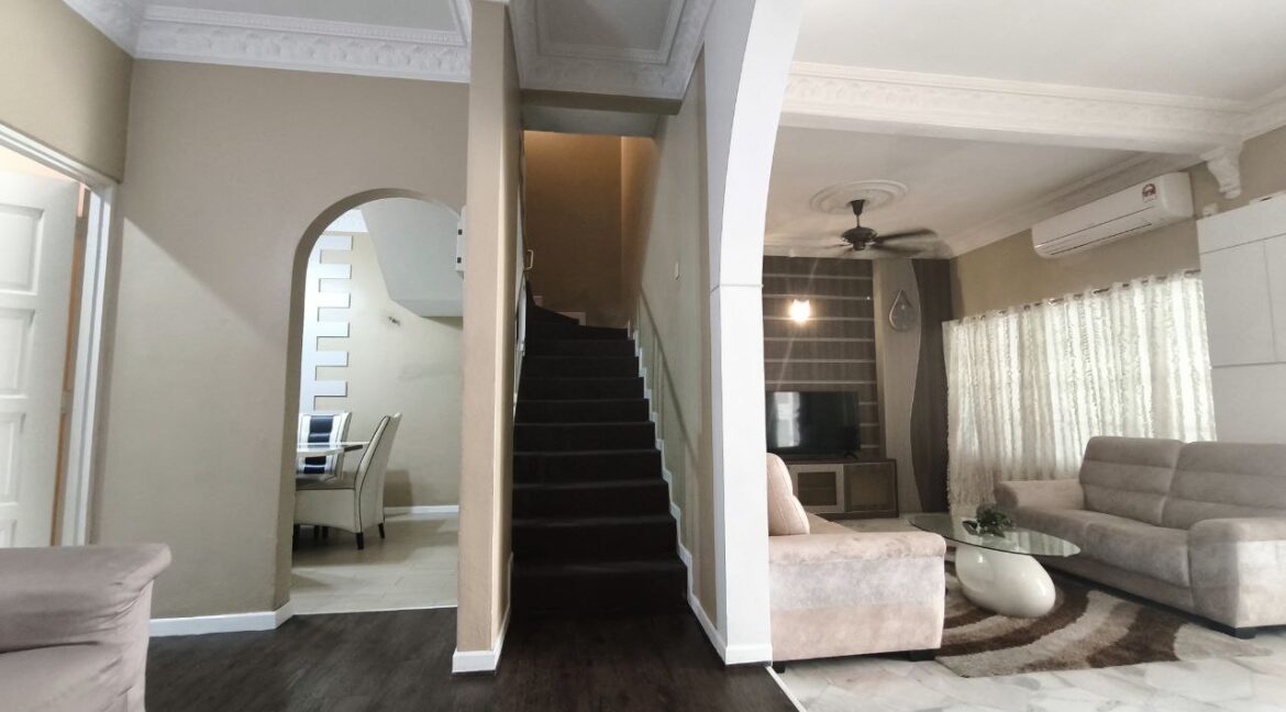 8a72a326-9f9a-49c7-a144-ffd3e5e14d37