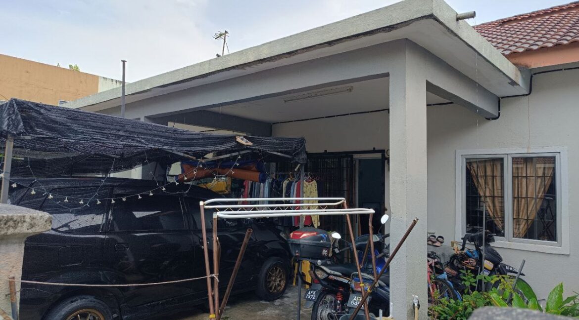 a7eafdae-c1b1-420a-a8db-8cddefbb34f4