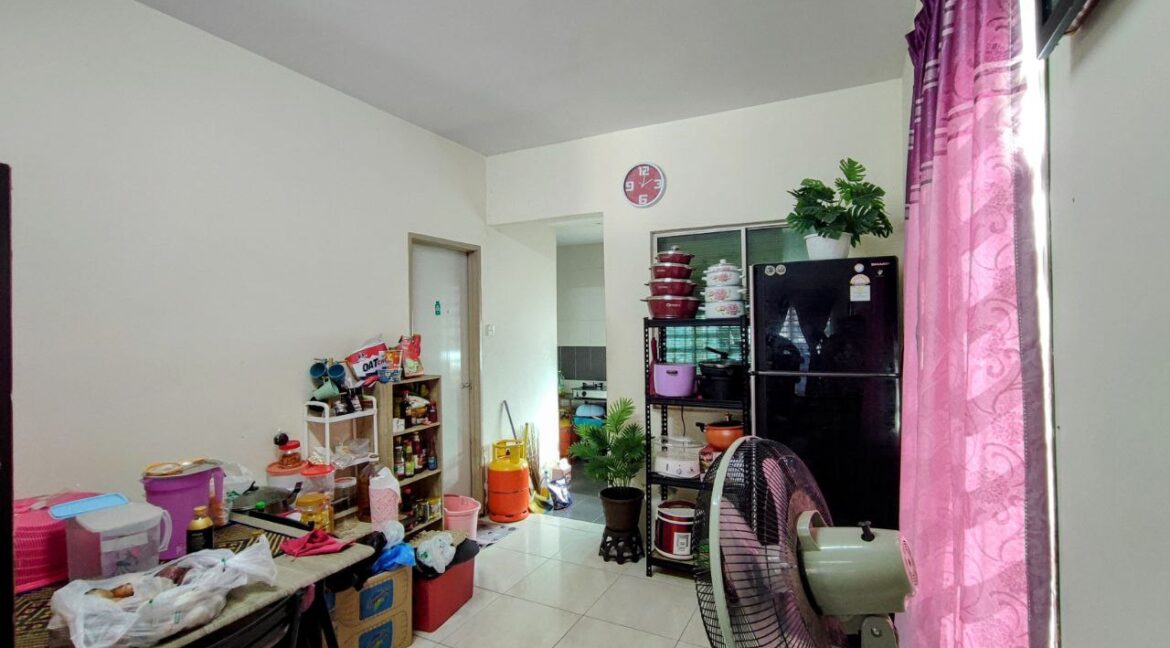 9fd15e47-5eb6-4652-a1fe-79140d0d3cd2