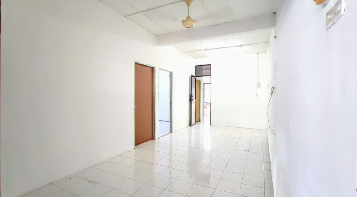 a3ffb821-b0c6-4f98-8f5f-70fc9d1b21c0