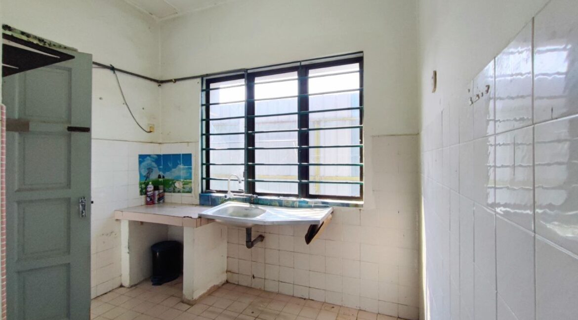 c3fd0b79-e970-4db5-b6d6-e177506605f6