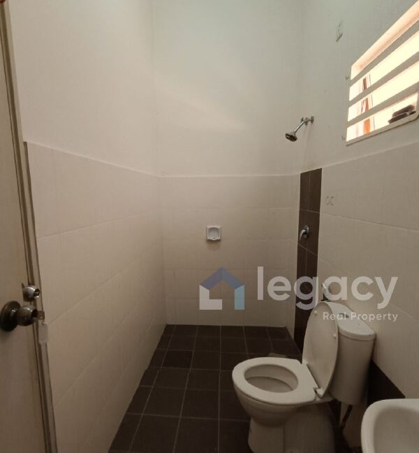 e3dfa9bf-4cea-4e35-b6d5-93e0ba2afb9c