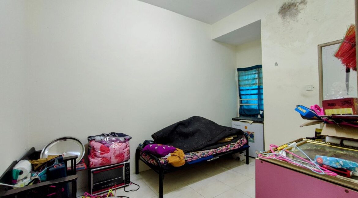 ed759219-c0cc-4639-95a4-d056c5b794bd