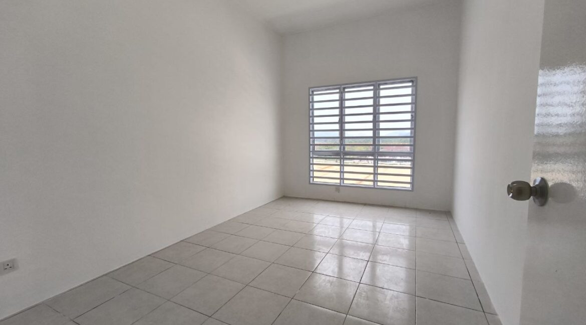 eb1edd1a-4371-4255-b7bd-2236aaa68287