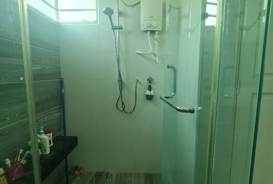 f2993b4f-b65f-426a-a42d-2d149d12931c