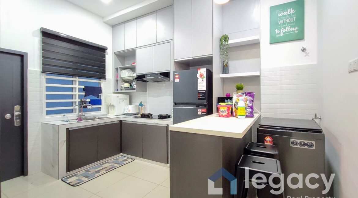 fd7740f1-8f43-4be0-b982-9cd3b381a6c2