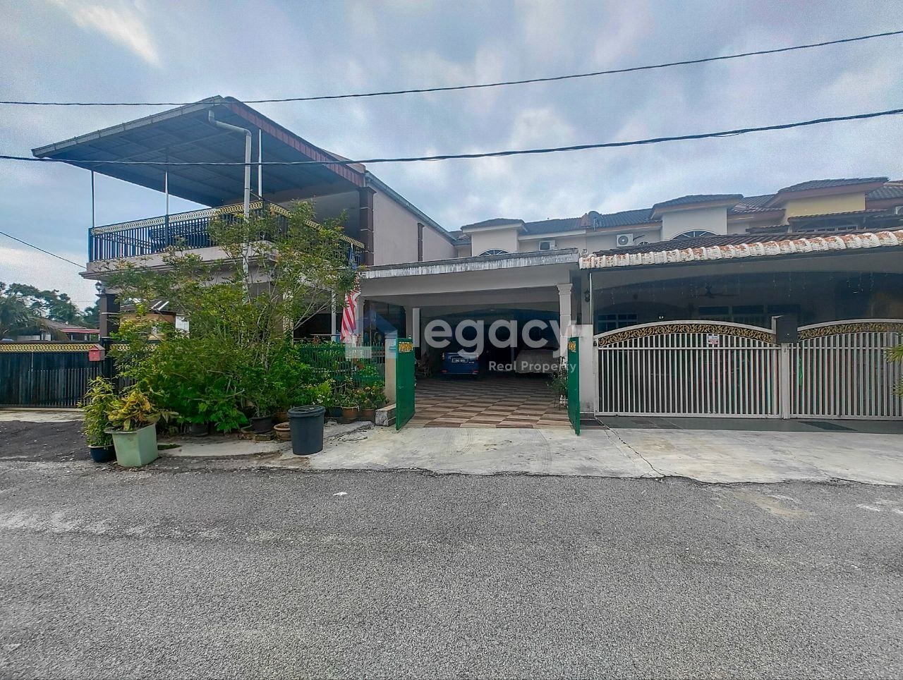 Teres 2 Tingkat di Taman Cahaya Teluk Intan Untuk Dijual