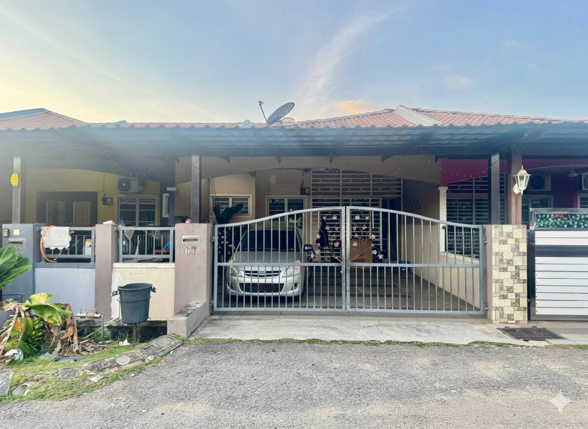 Teres Setingkat Untuk Dijual Di Desa Manjung Point, Seri Manjung