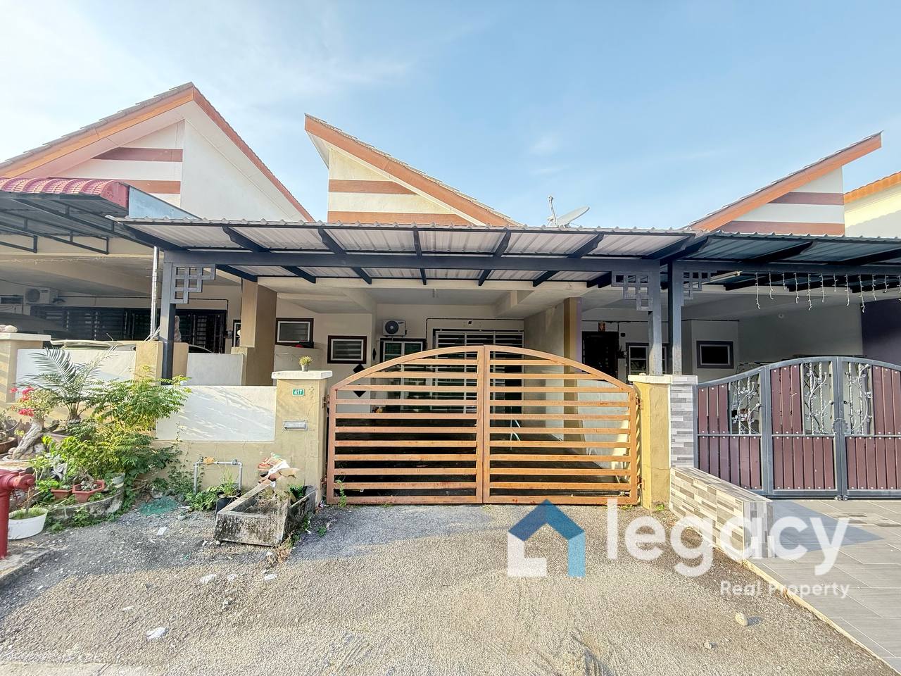 Rumah Teres Setingkat Untuk Dijual di Taman Puncak Bougainvillea Kuala Kangsar Perak.