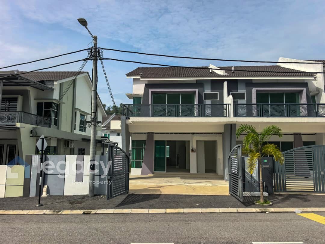 Firebreak Lot Double Storey With Land At Taman Lahat Sentosa, Ipoh For Sale