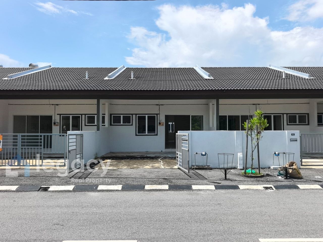 Teres Setingkat Untuk Dijual Di Residensi Lagenda Tropika, Tapah