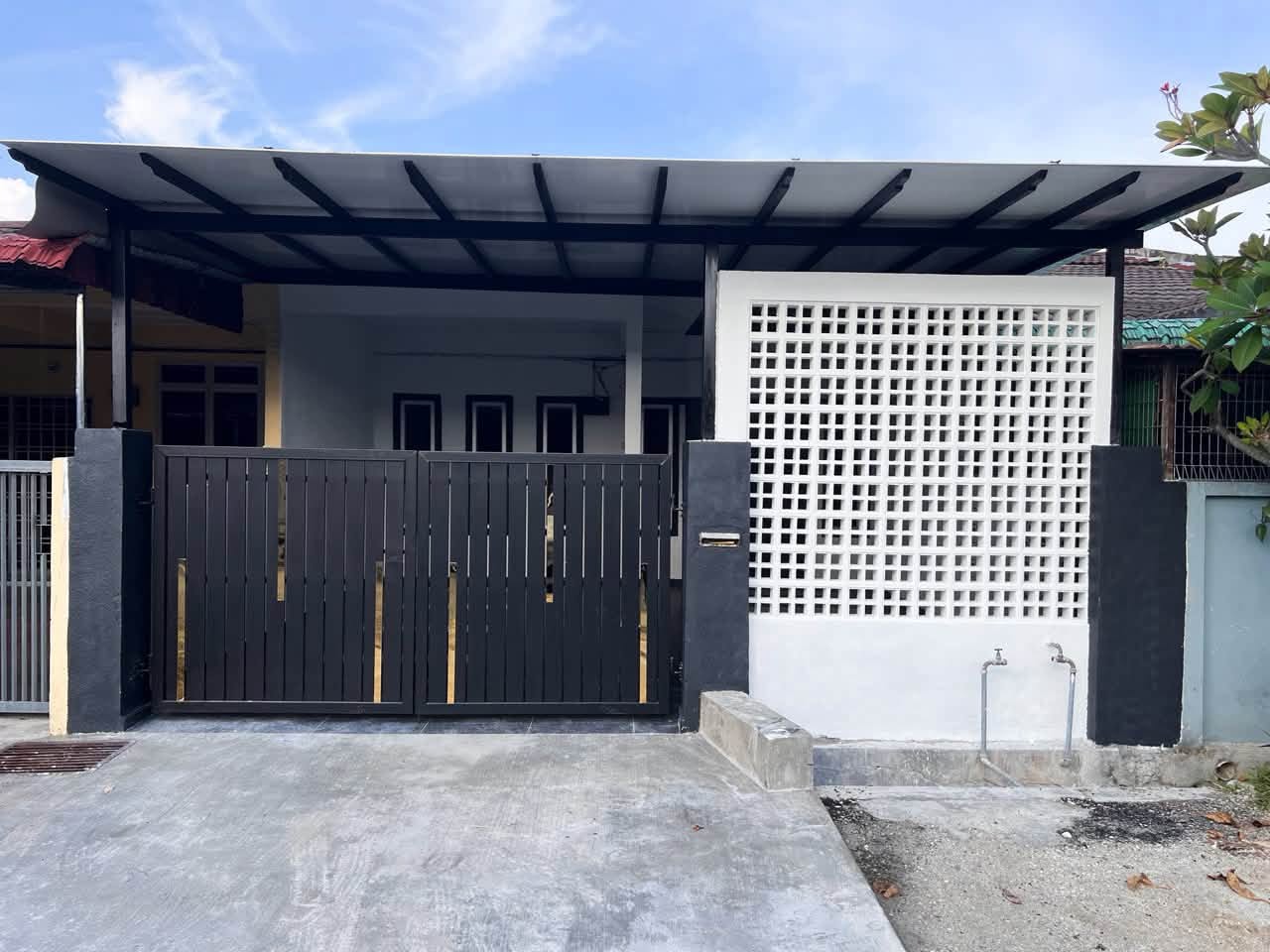 Teres Setingkat Untuk Dijual Di Taman Bemban Raya, Batu Gajah