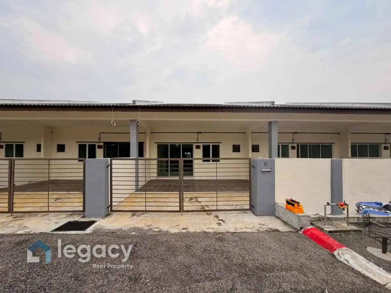 Teres Setingkat Untuk Dijual Di Bandar Lagenda Teluk Intan, Teluk Intan