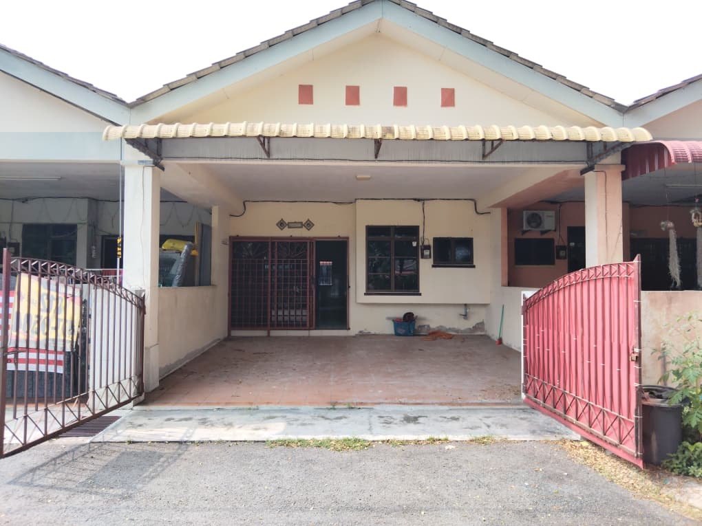 Teres setingkat Di Taman Seri Wangsa, Batu Gajah Untuk Dijual